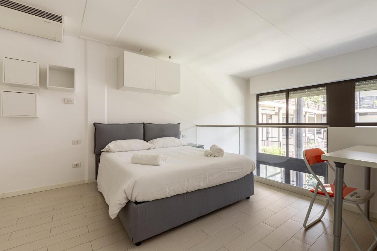 דירות מילאנו Elegant Loft With Balcony! מראה חיצוני תמונה