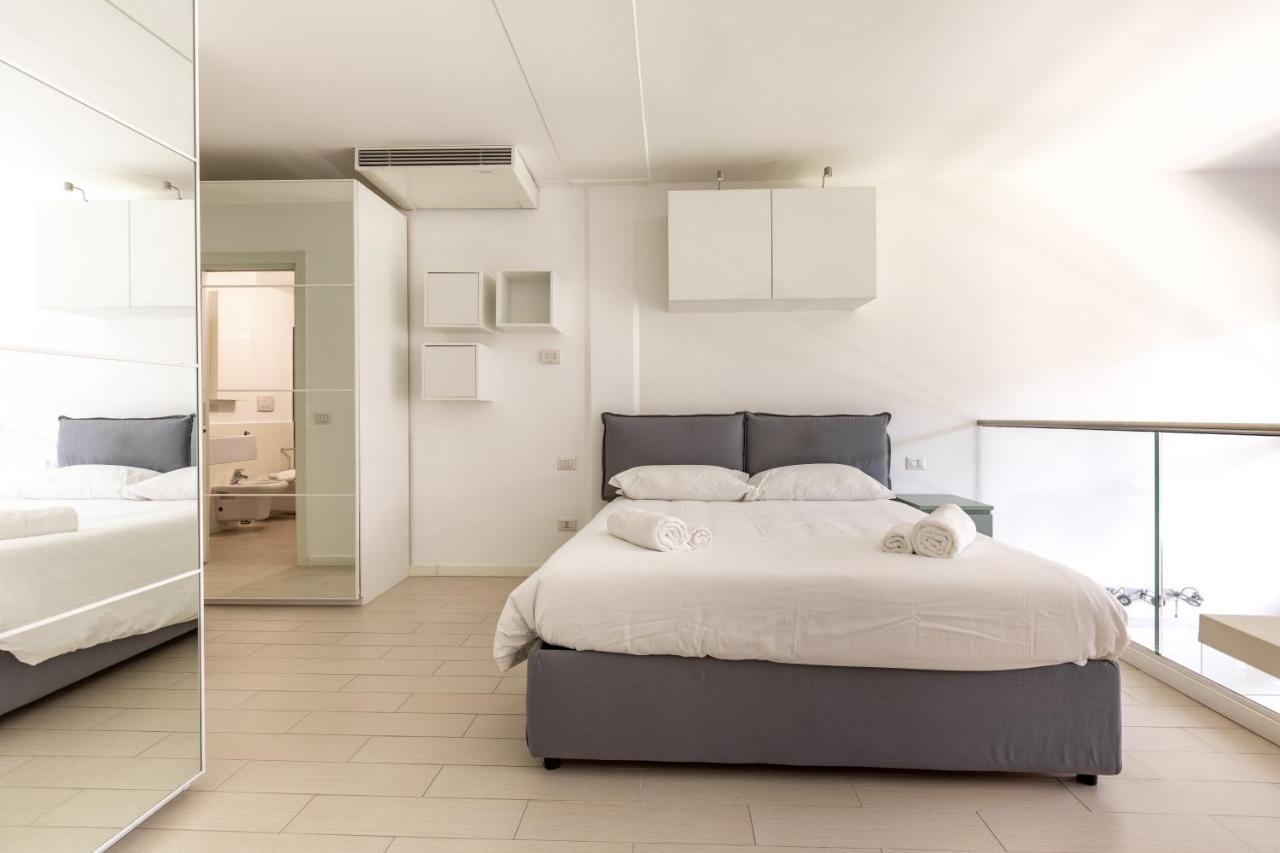 דירות מילאנו Elegant Loft With Balcony! מראה חיצוני תמונה
